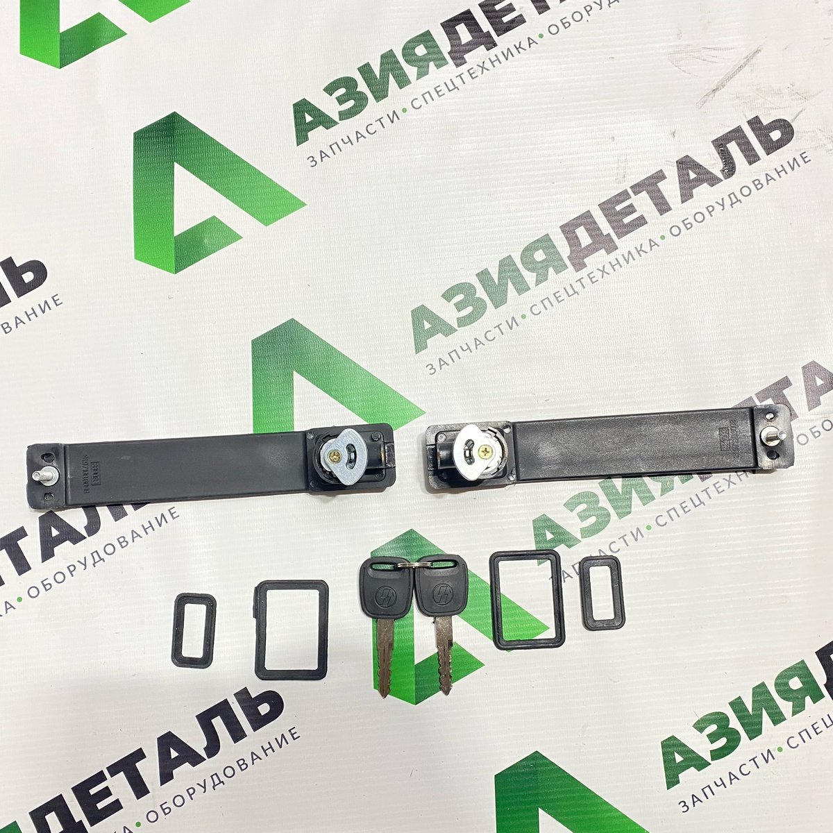 Ручка двери наружная SZ133000701 Shacman